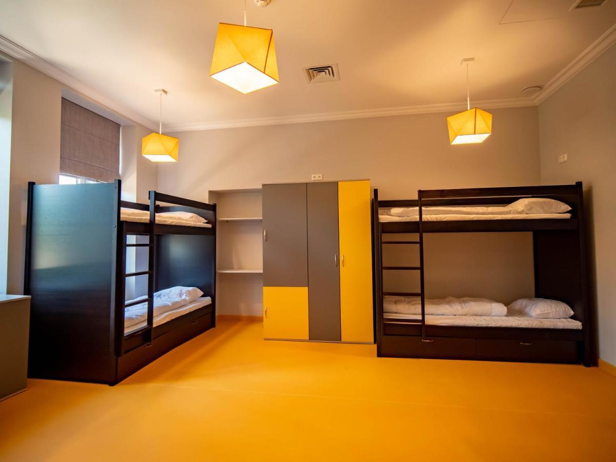 Хостел Banana'S Camp Канны Экстерьер фото